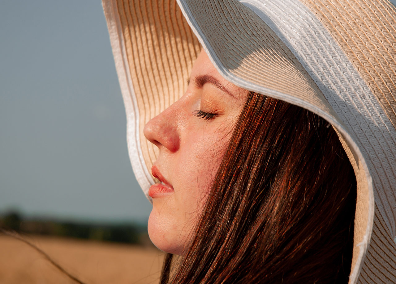 woman-soaking-up-skin