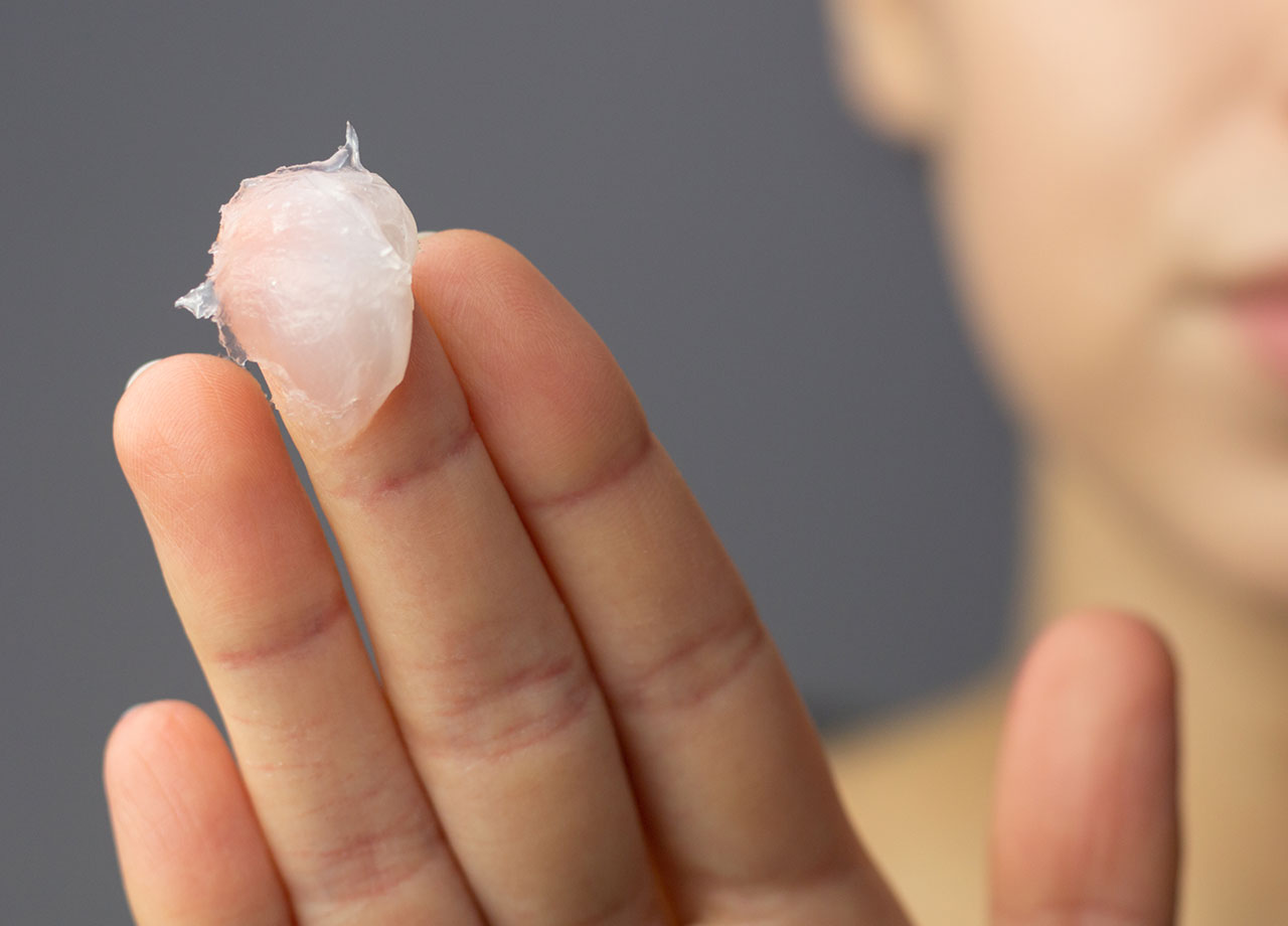 woman-petroleum-jelly-fingers