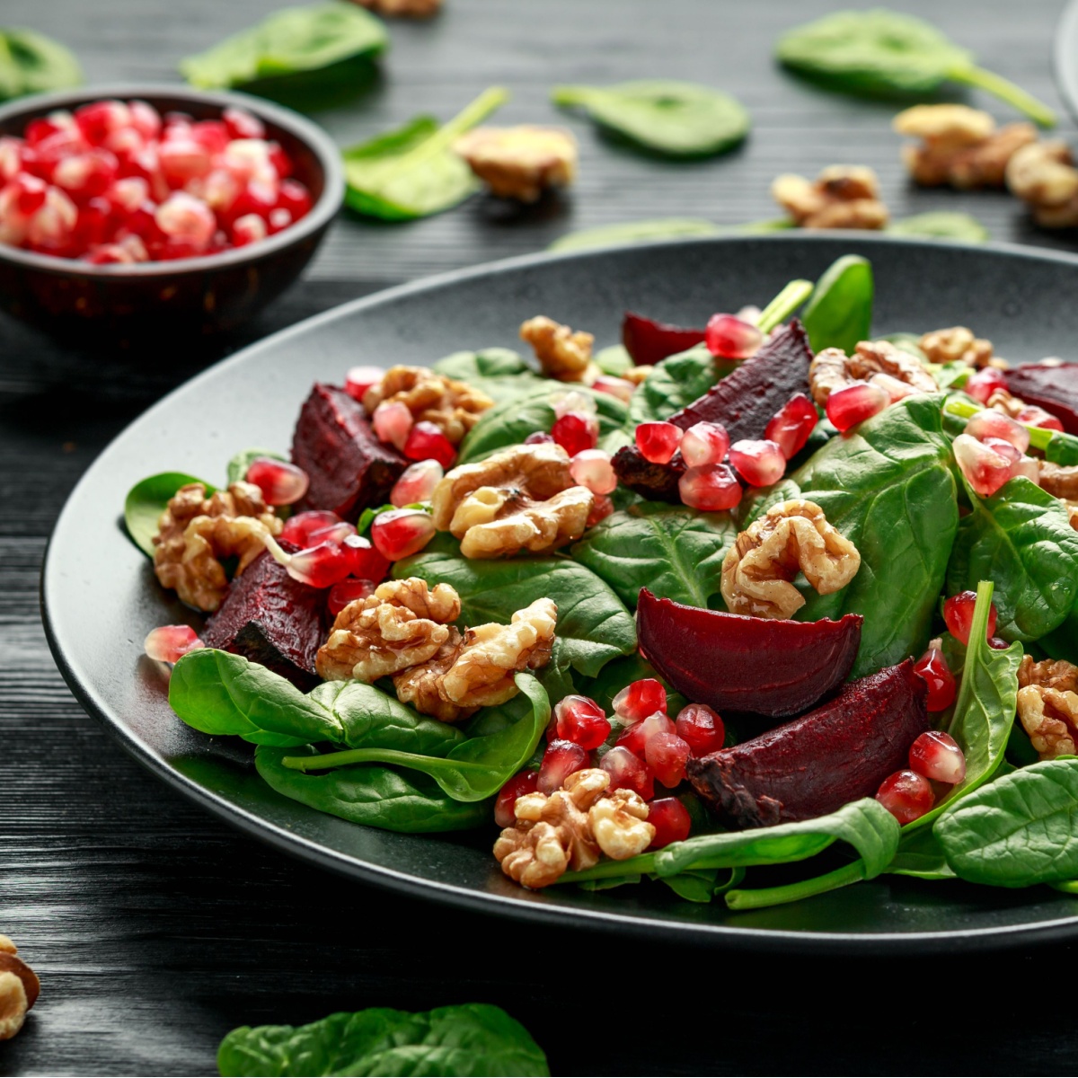 salad of beets spinach and nuts