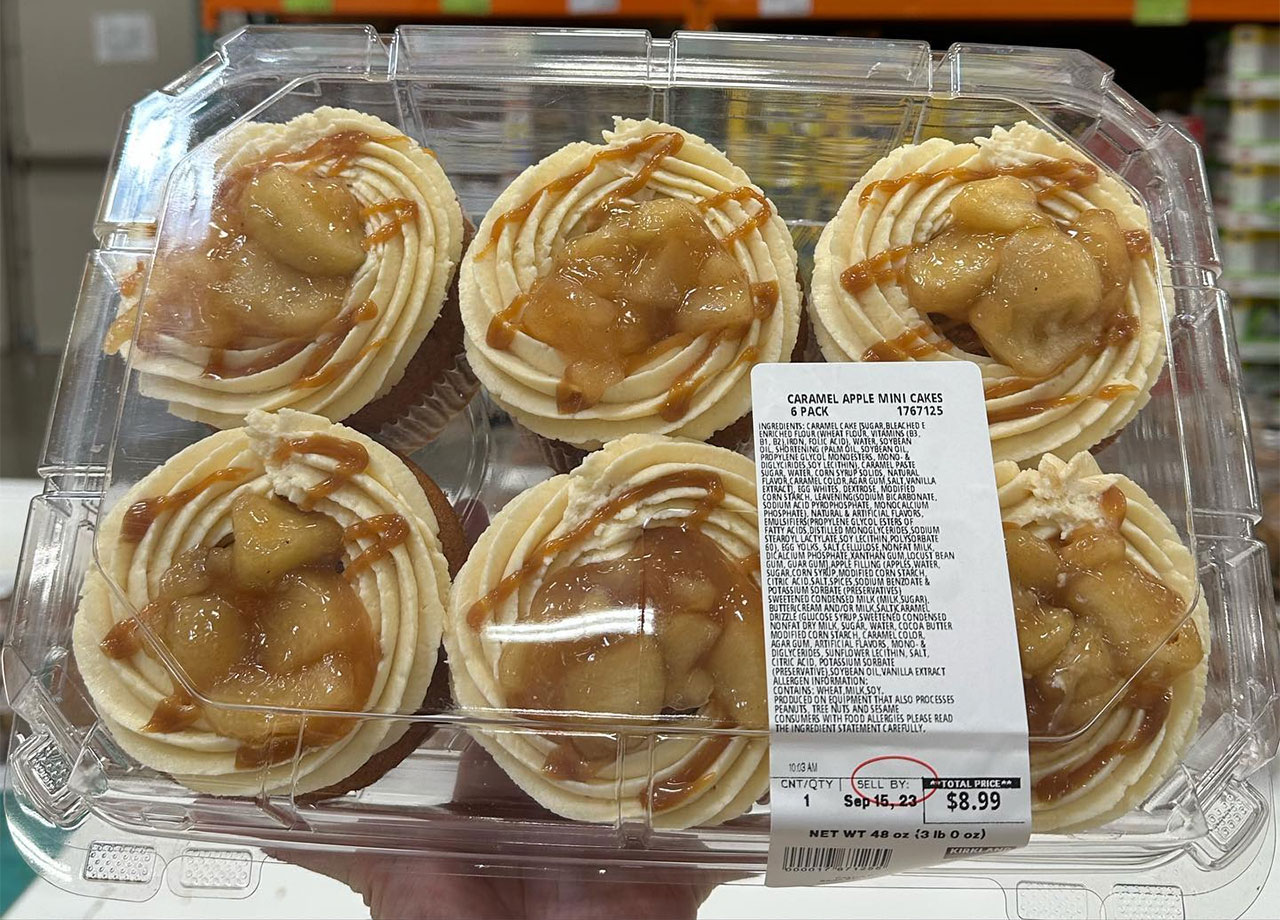 costco caramel apple mini cakes