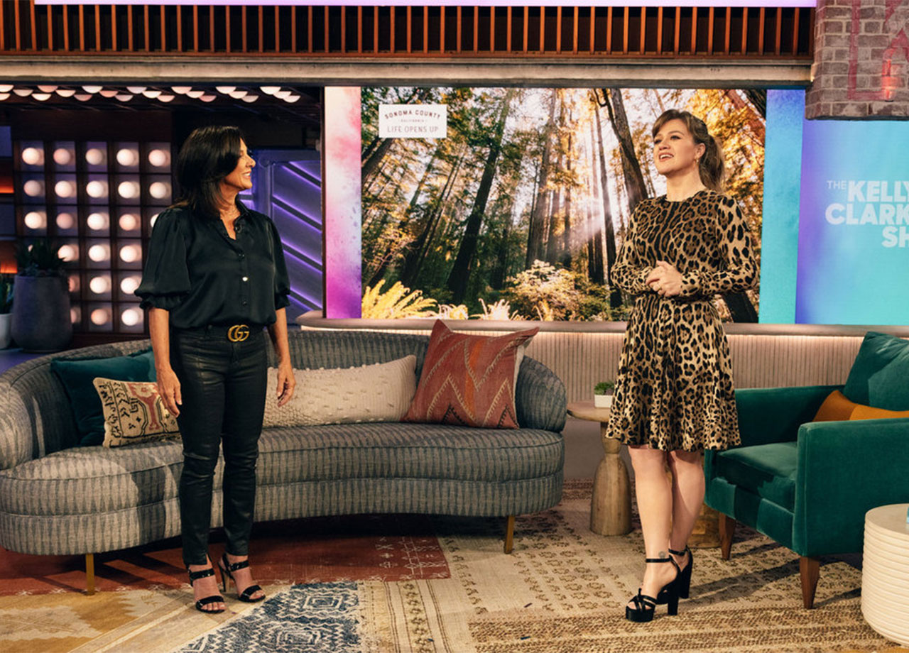 Kelly Clarkson and Emily Kaufman on The Kelly Clarkson Show