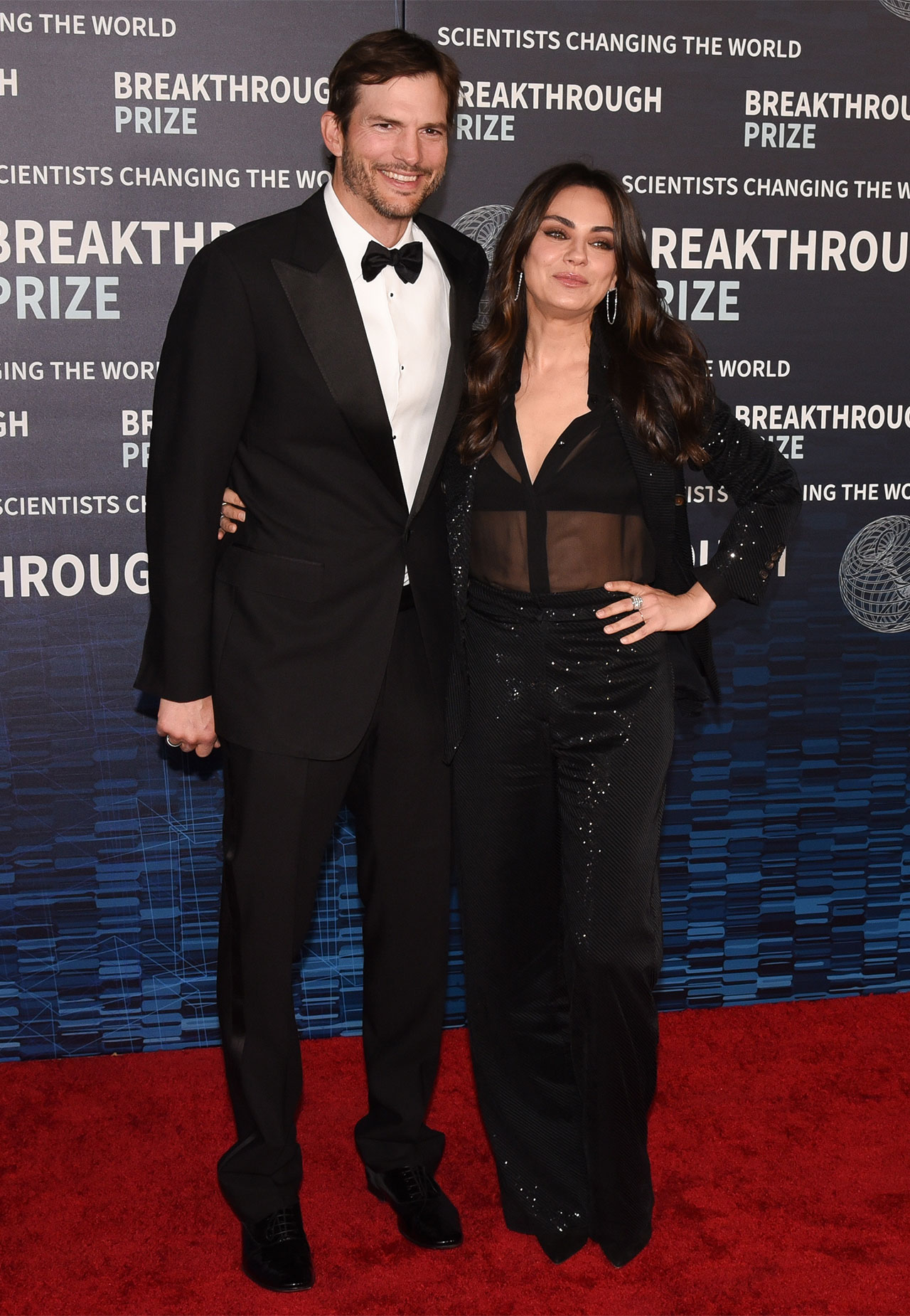 Mila Kunis and Ashton Kutcher 9th annual Breakthrough Prize ceremony