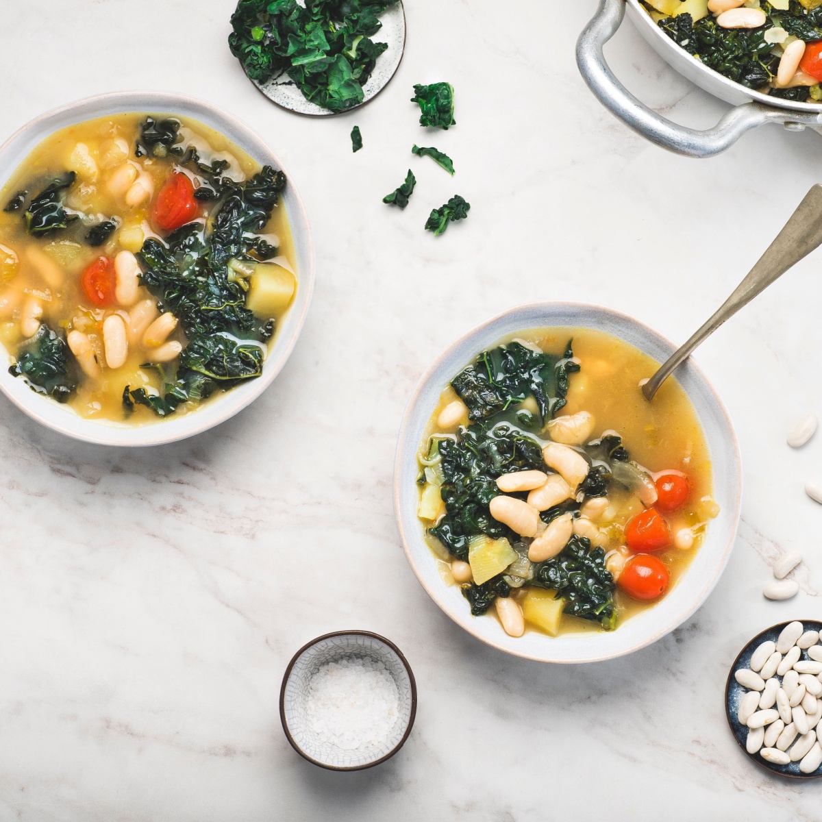 white bean kale soup