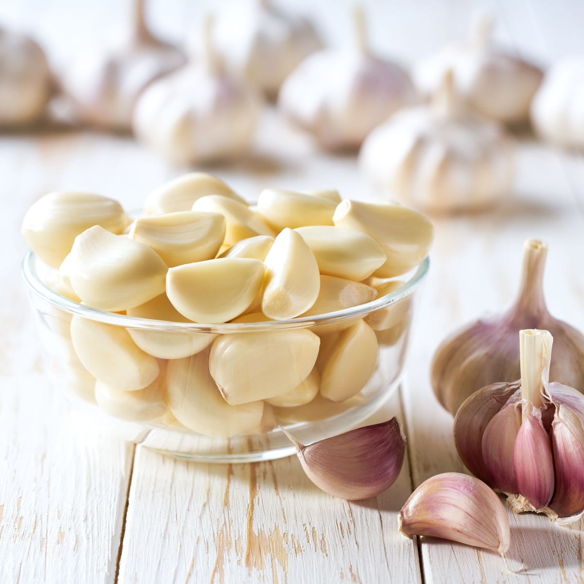 bowl of garlic