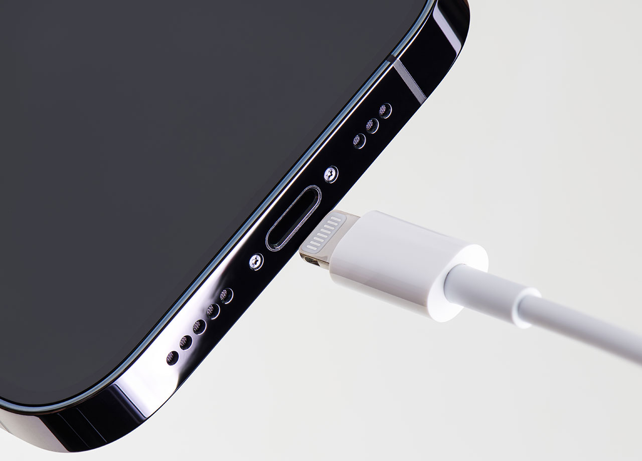 iphone-charging-port