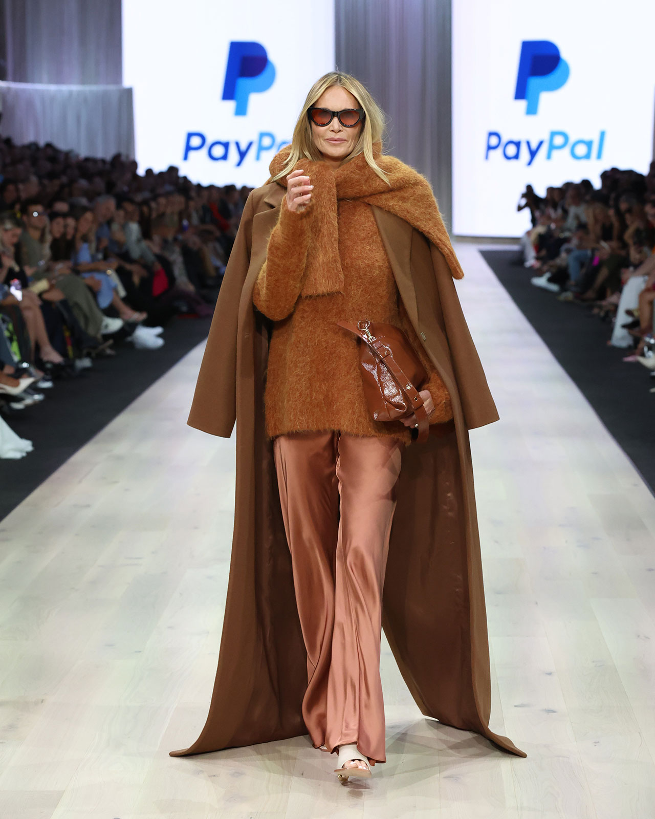 Elle Macpherson Paypal Melbourne Fashion Festival