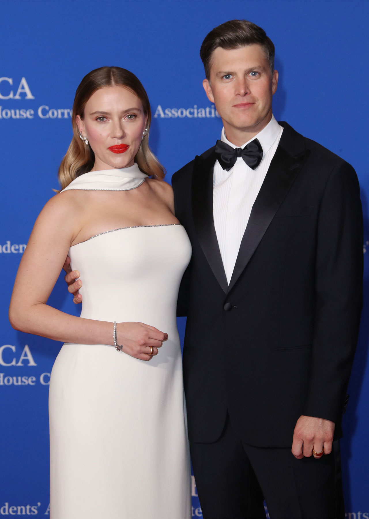 scarlett johansson colin jost