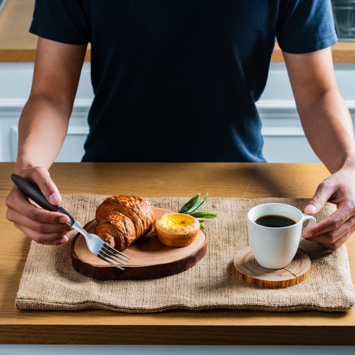 man eating breakfast