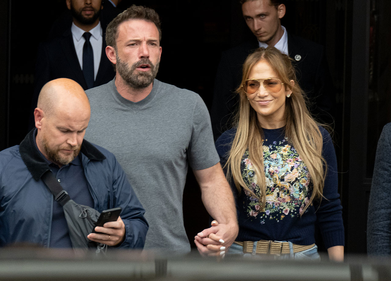 Ben Affleck and Jennifer Lopez honeymoon in Paris