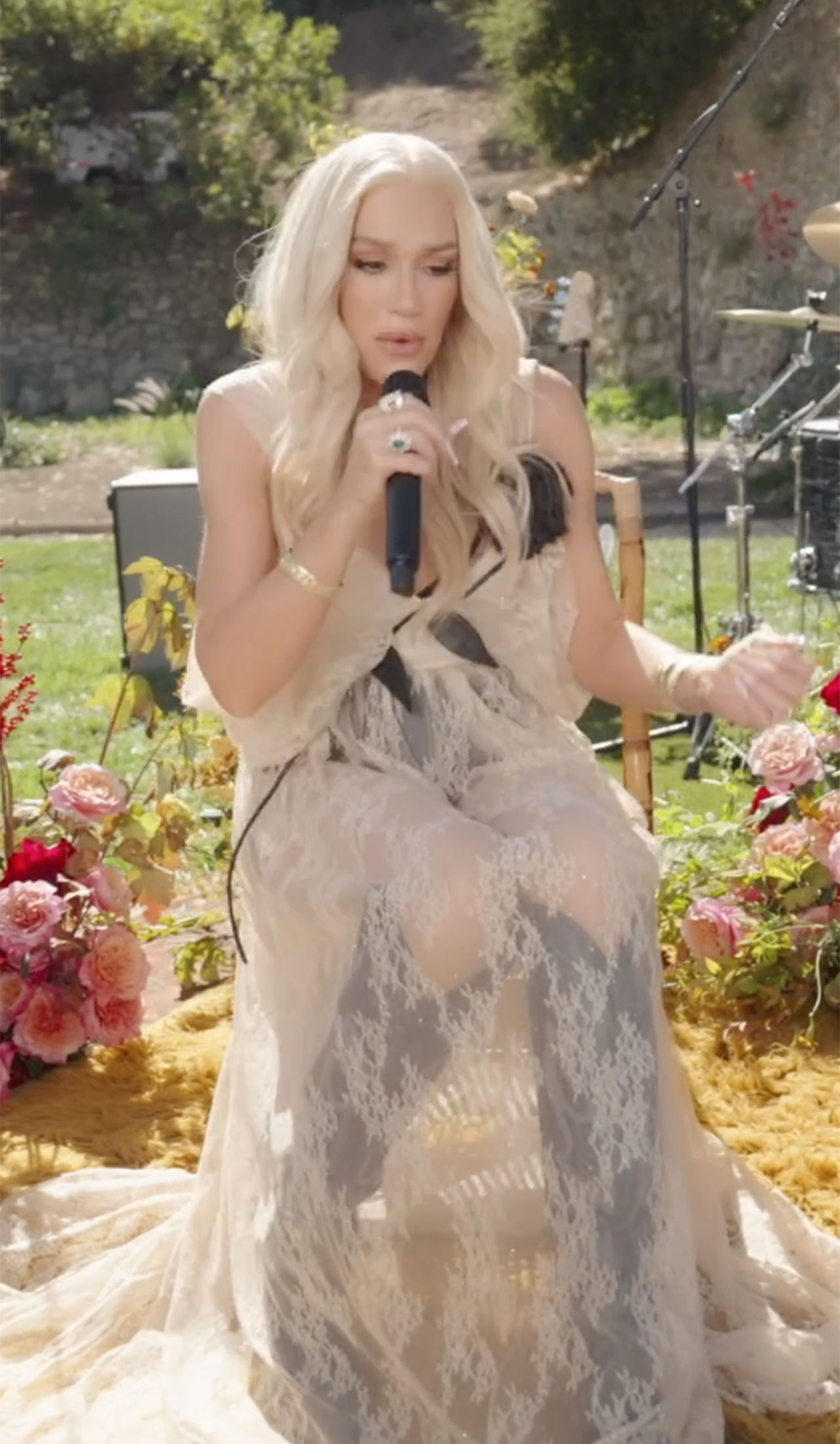 Gwen Stefani singing long lace dress garden party