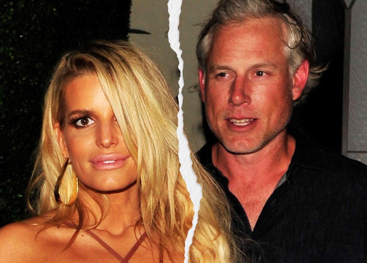 Jessica Simpson and husband Eric Johnson ripped photo