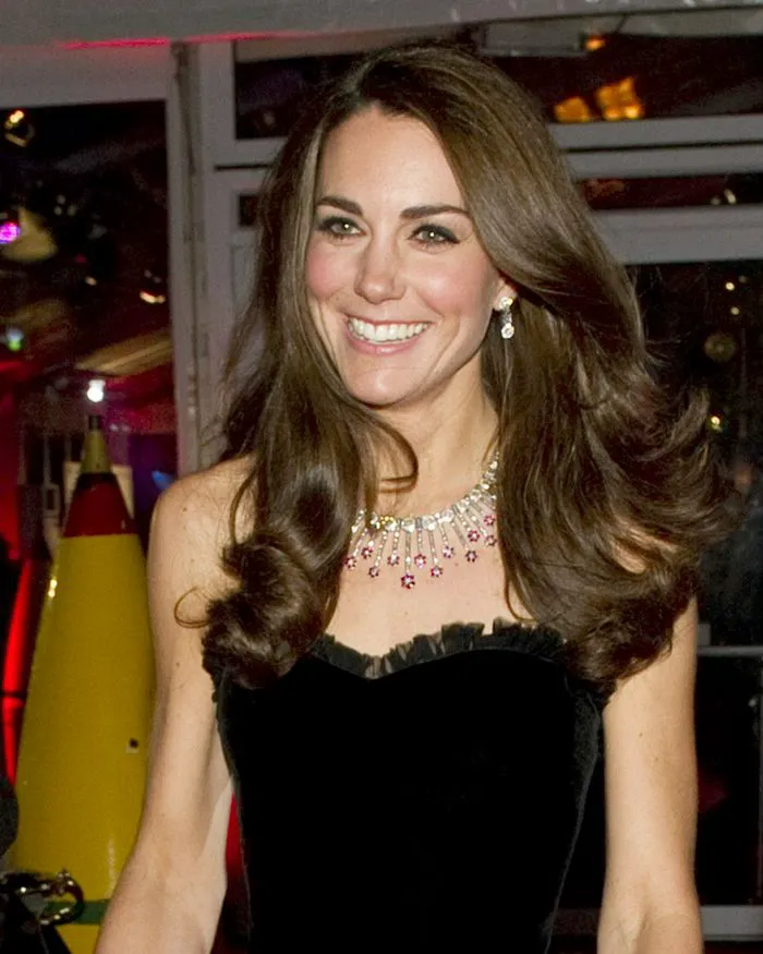 Kate Middleton The Sun Military Awards 2011 black velvet strapless Alexander McQueen dress
