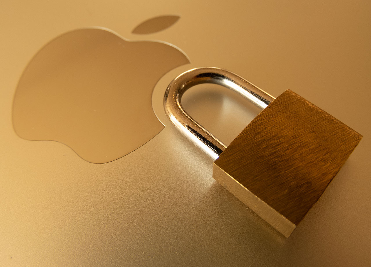 apple-logo-padlock