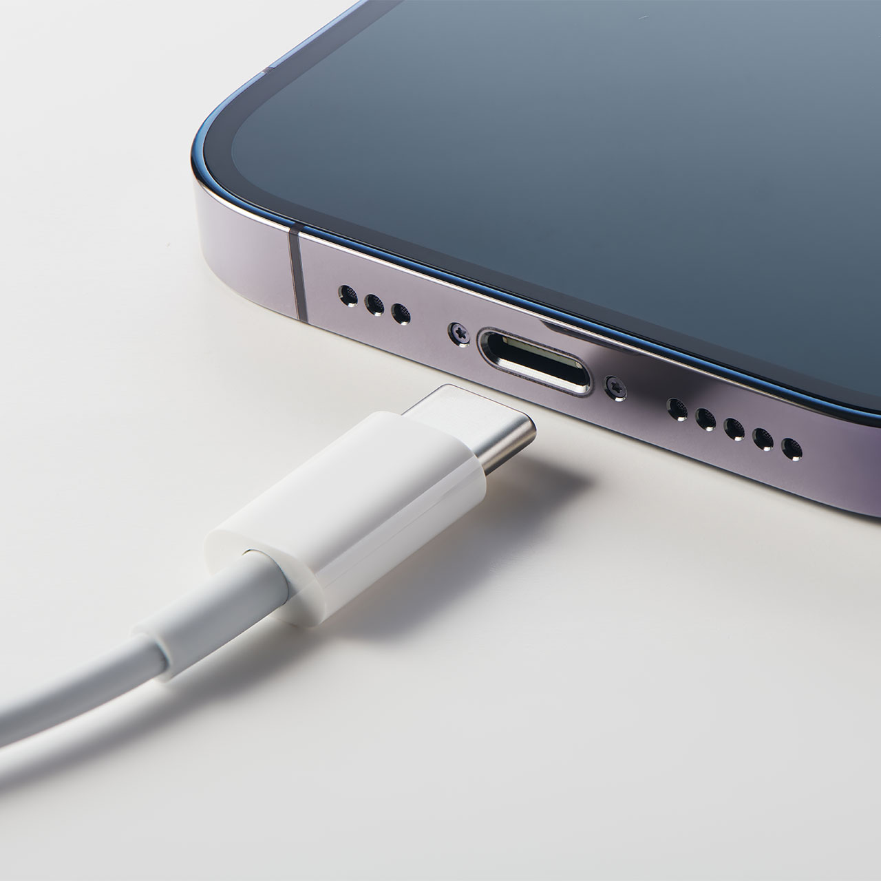 iphone-charging-port