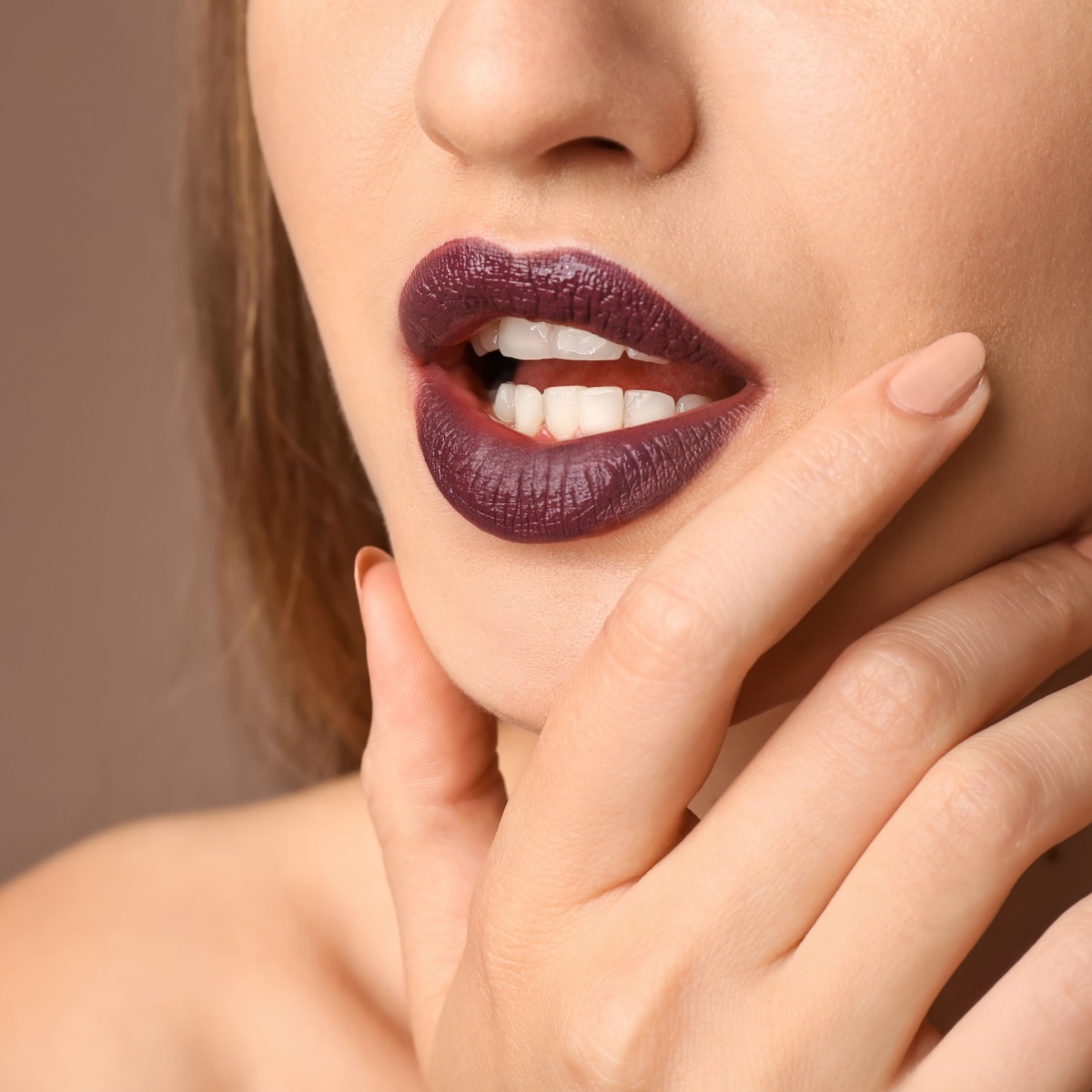 dark lipstick