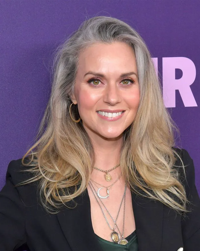 hilarie-burton