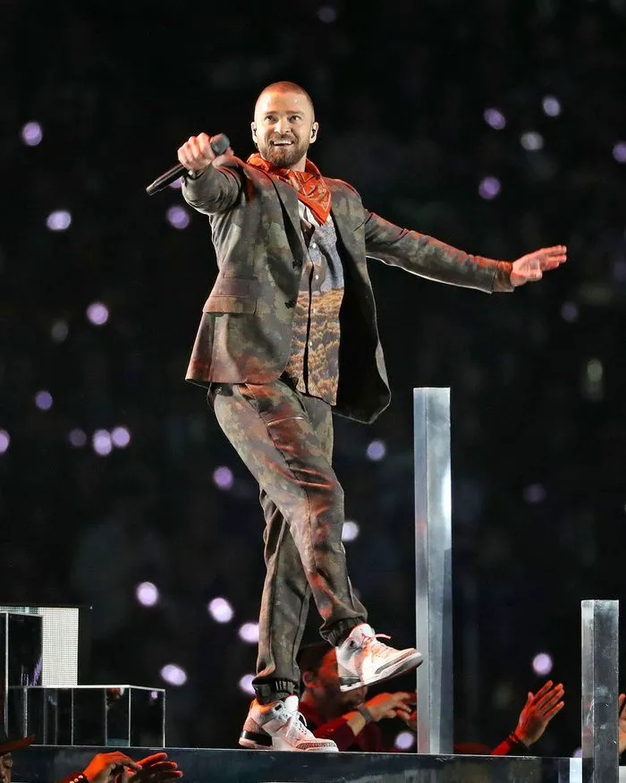 Justin Timberlake performing