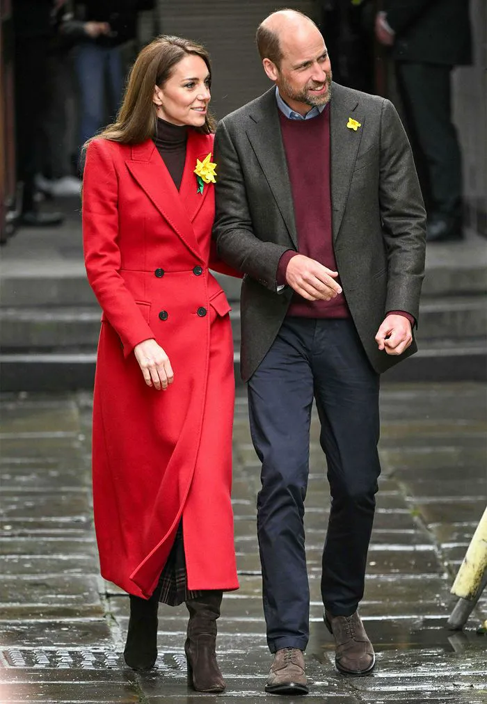 Kate Middleton and Prince William visit Pontypridd market