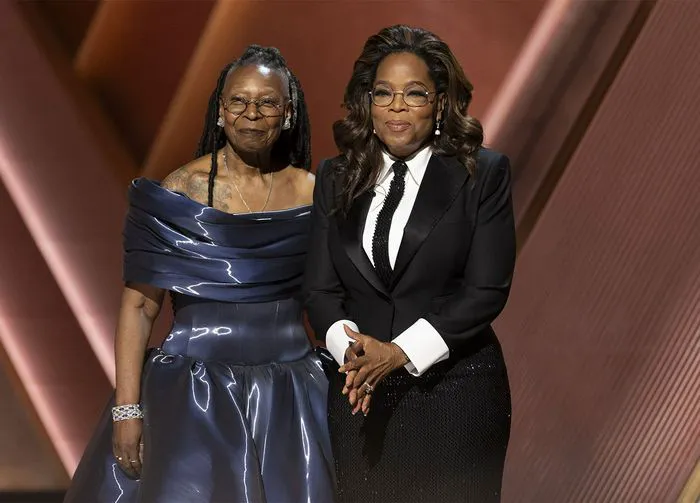 Oprah-Winfrey-on-stage-with-Whoopi-Goldberg-at-the-Oscars-2025