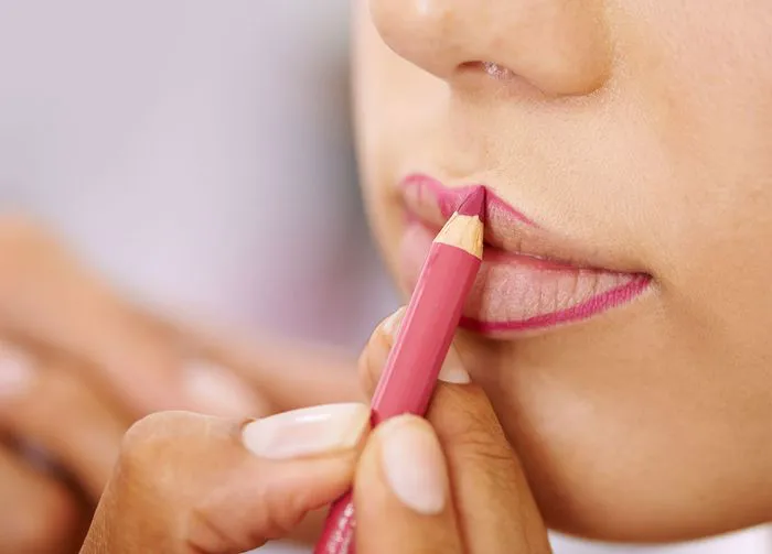 overlined-lips