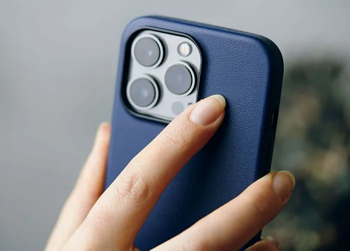 back-of-iphone-womans-hands