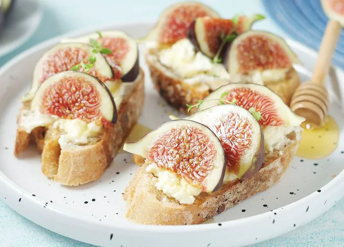 Cottage cheese on toast