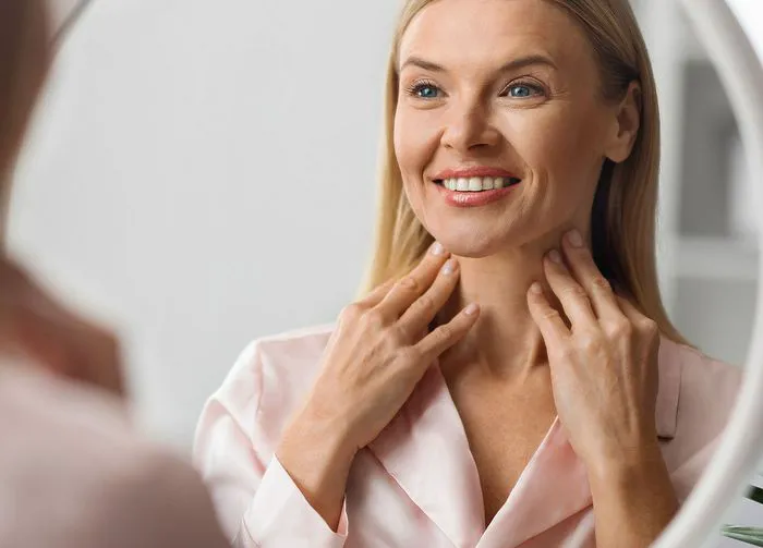woman-admiring-neck