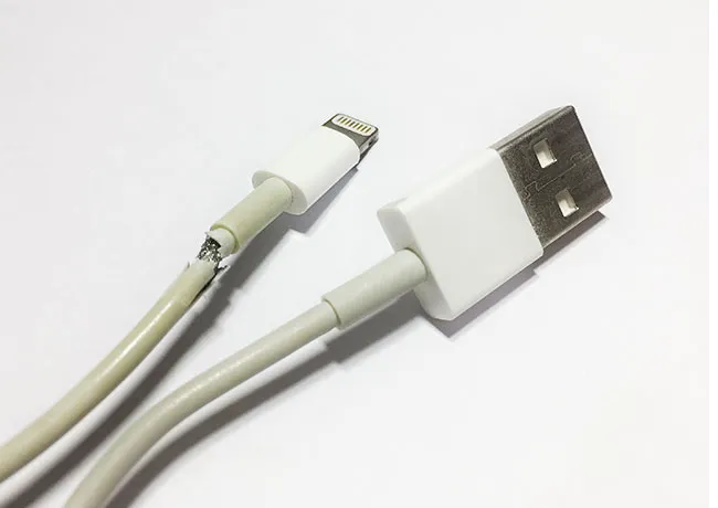 cheap-broken-charger