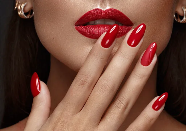 matching-lips-nails