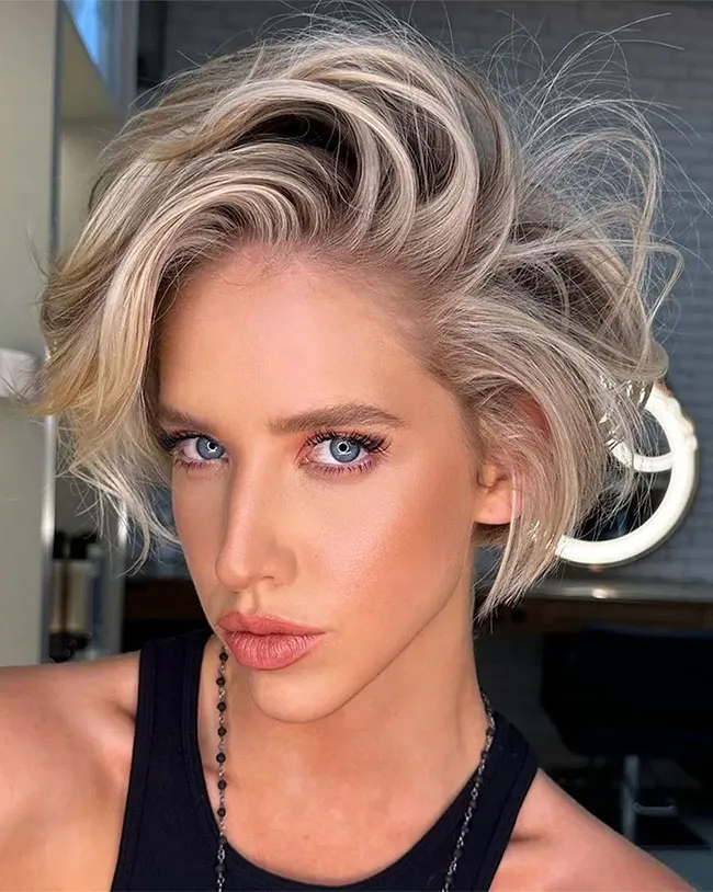 teasing-crown