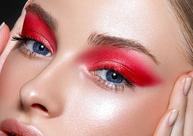 red-eyeshadow