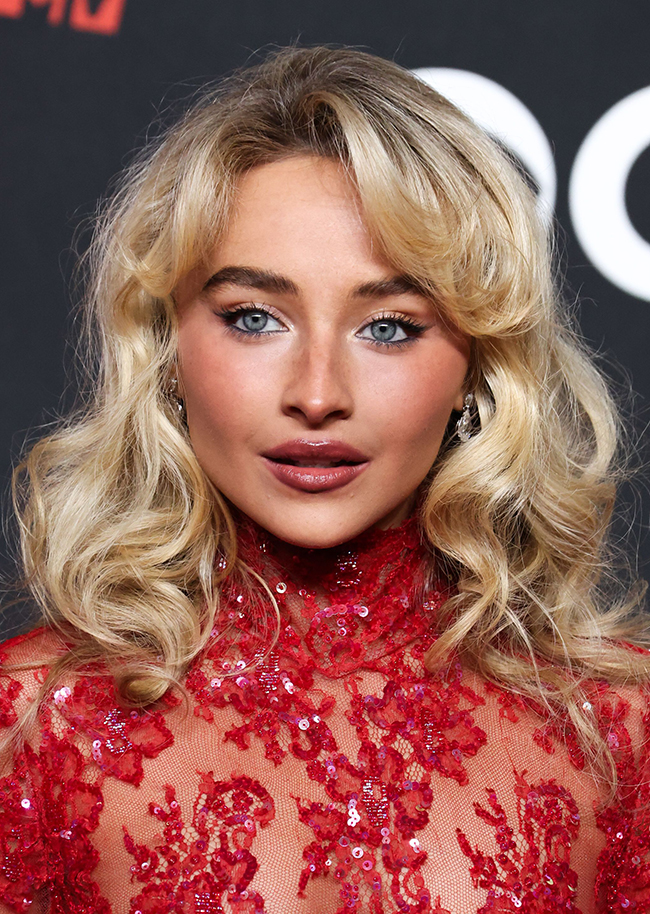 Sabrina-carpenter