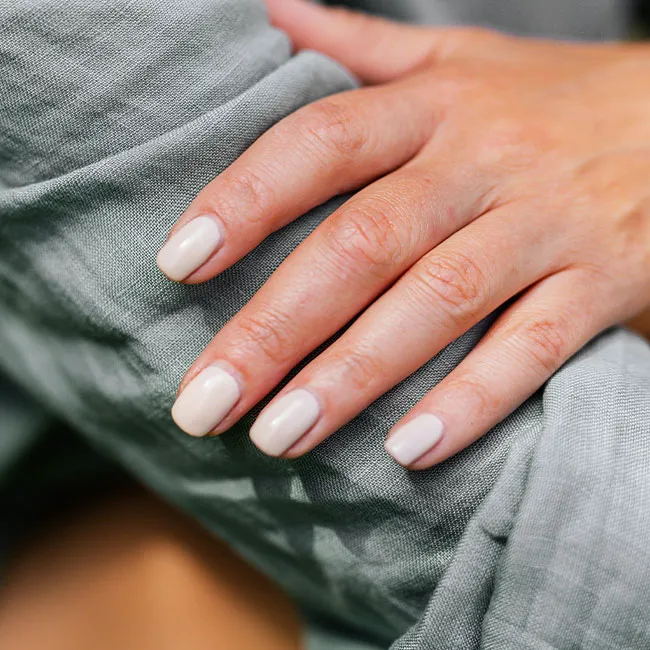 neutral-nail-polish