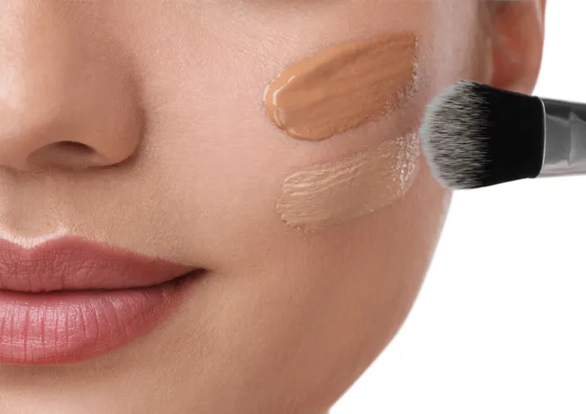 woman-two-shades-concealer