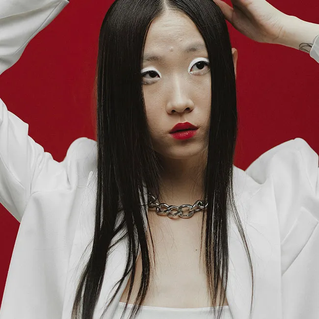 woman-black-hair