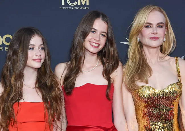 Nicole Kidman and daughters red carpet