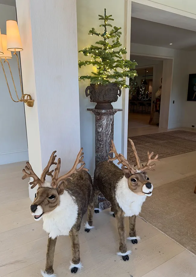 kris jenner christmas decorations