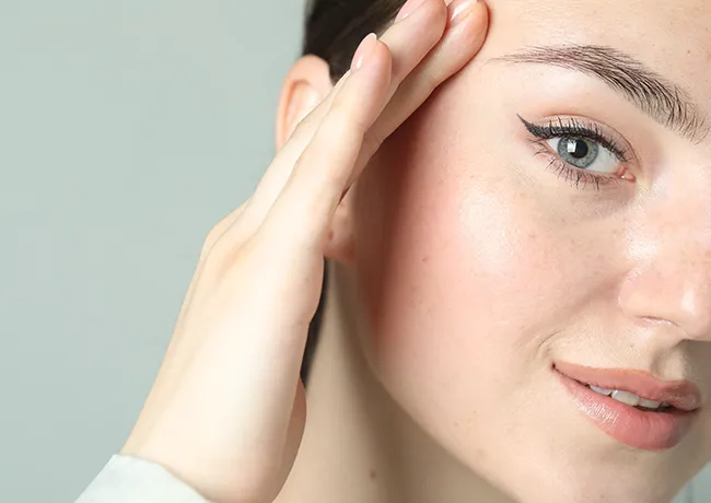 tapered-tail-lift-eyebrows
