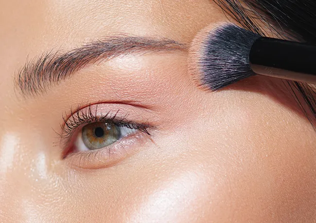 brushing-eyeshadow