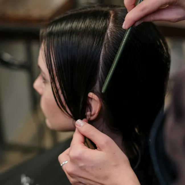 Woman with thin hair at the salon