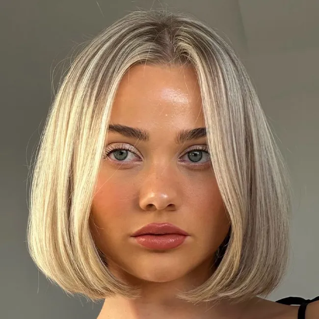 "Cup bob hairstyle showcased on Instagram by Mia Stevenson"