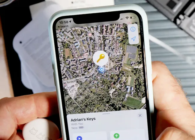 iPhone displaying location tracking for beauty products with AirTag.