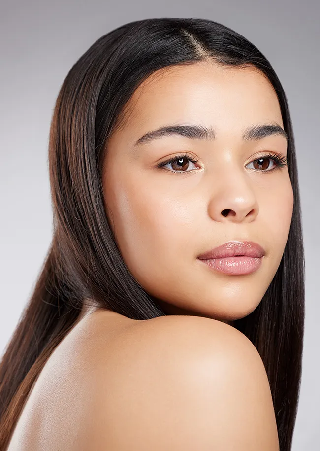 sleek-center-part